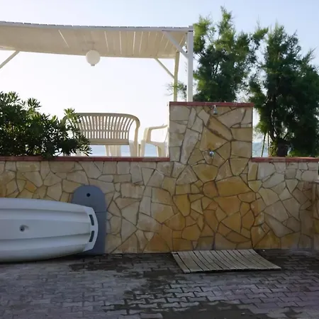 Διαμέρισμα Gemuetliche In Marchesana Mit Terrasse, Garten Und Grill