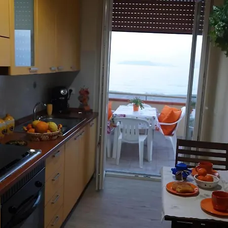 Gemuetliche In Marchesana Mit Terrasse, Garten Und Grill * טרמה ויליאטורה